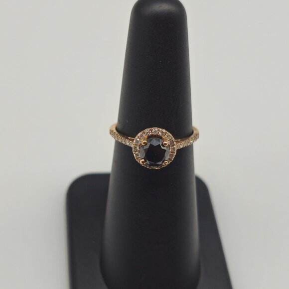 GOLD DIAMOND RING - Picture 1 of 4